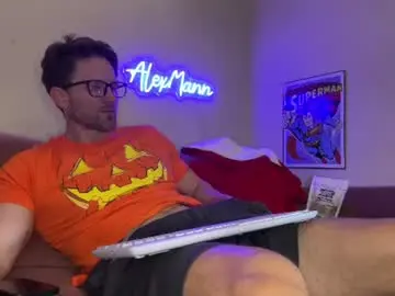 Chaturbate Live Sex Cam of alexmanndickerson