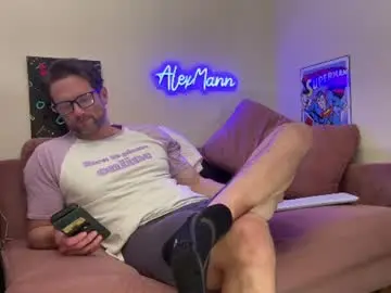 Chaturbate Live Porn of alexmanndickerson