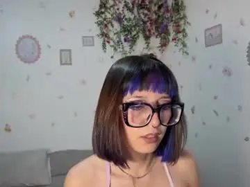 Chaturbate Live Porn of themiadollx