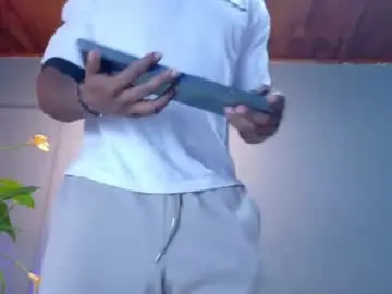 Chaturbate Free Porn Cam of hunter_biggest