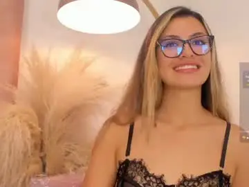 Chaturbate Live Porn of megan_glow_
