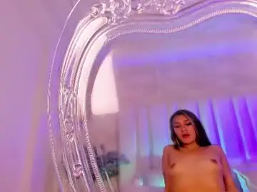 Chaturbate Live Sex Cam of megan_glow_
