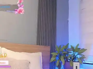 Chaturbate Live Sex Cam of eliseplayboobs