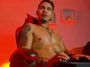 Chaturbate Best live sex cam show of master_demond