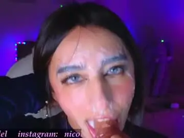 Chaturbate Free Porn Cam of nicole_edwards