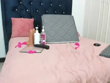 Chaturbate Live Sex of yaiza_sexylovee