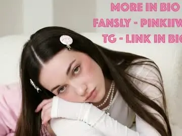 Chaturbate Best live sex cam show of avelineee