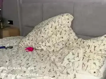 Chaturbate Free Porn Cam of avelineee