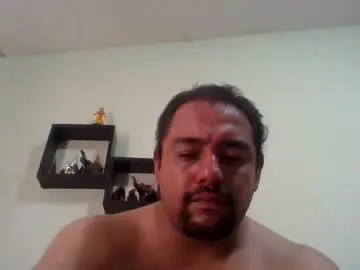 Chaturbate Live Sex Cam of blackcharro888