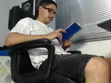 Chaturbate Live Porn of kratoswolf
