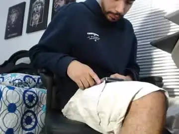 Chaturbate Best live sex cam show of kratoswolf