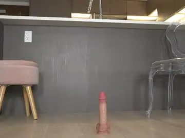 Chaturbate Sex Cam of petite_fuck