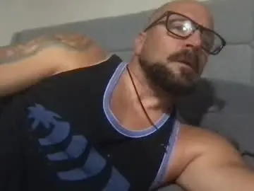 Chaturbate Live Sex of pleasesitonmycock