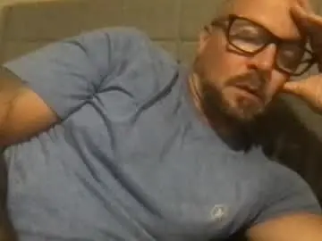 Chaturbate Live Porn of pleasesitonmycock