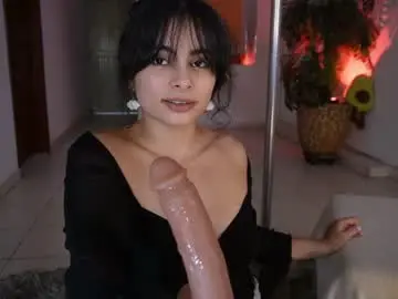 Chaturbate Free Porn Cam of evelyn_evelyn
