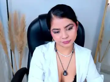 Chaturbate Live Sex of layla_breezee_