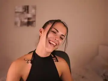 Chaturbate Best live sex cam show of pauline_2005