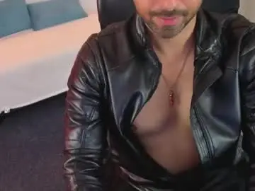 Chaturbate Live Porn of ryannsteel