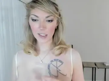 Chaturbate Live Sex Cam of bridgetblack666