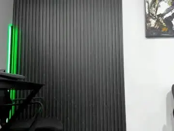 Chaturbate Nude Webcam of juliansexxx16