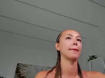 Chaturbate Free Live Porn of tiffanyhouston_