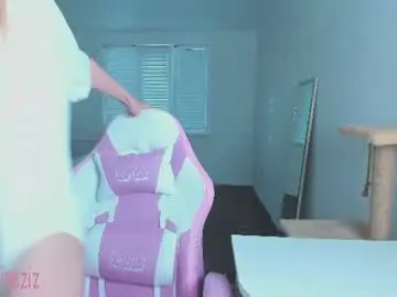Chaturbate Live Sex Cam of merryl_clark