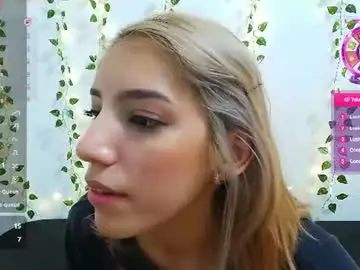Chaturbate Best Webcam of petite_blossom4