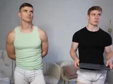 Chaturbate Live Sex Cam of nik_sharp
