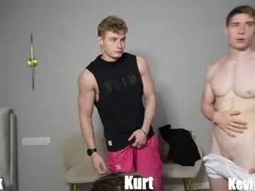 Chaturbate Live Sex of nik_sharp