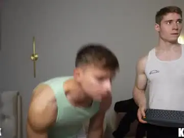 Chaturbate Live Porn of nik_sharp