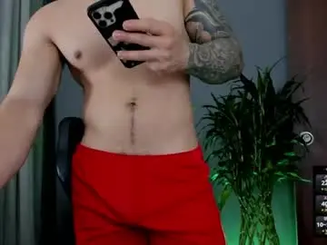 Chaturbate Best live sex cam show of boyc02_