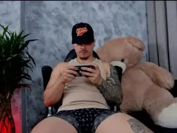 Chaturbate Watch Live Sex Cams of boyc02_