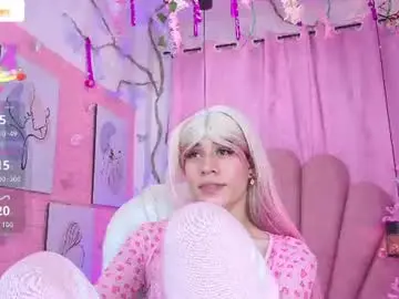 Chaturbate Live Sex Cam of daripqueen
