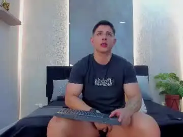Chaturbate Best live sex cam show of johan_williams_07