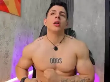 Chaturbate Free Live Porn of johan_williams_07