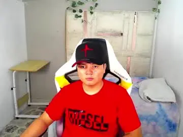 Chaturbate Live Porn of tommy_cotton