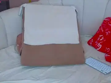 Chaturbate Free Live Porn of emilytrays