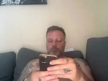 Chaturbate Free Live Porn of tattoomanforgirls