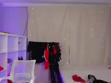 Chaturbate Watch Live Sex Cams of emma_brewn
