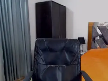Chaturbate Free Porn Cam of frank_heaven_shore