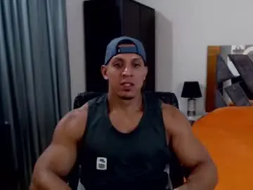 Chaturbate Live Sex Cam of frank_heaven_shore