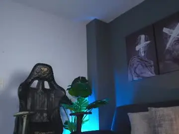 Chaturbate Watch Live Sex Cams of kevin_montoya1