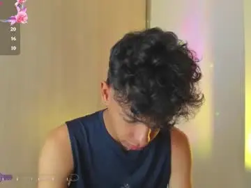 Chaturbate Adult Webcams of maxfrost1