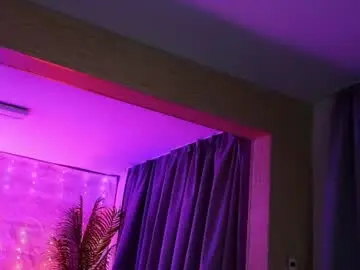 Chaturbate Live Sex Cam of tiffany_054