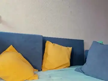 Chaturbate Live Sex Cam of kevin_hornyyy
