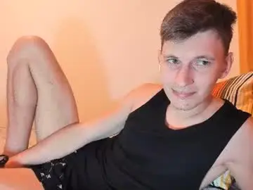 Chaturbate Watch Live Sex Cams of kevin_hornyyy