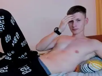 Chaturbate Best Webcam of kevin_hornyyy