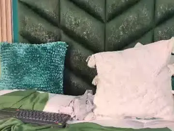 Chaturbate Live Sex Cam of robbinblaze