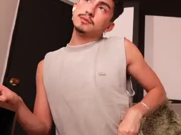 Chaturbate Adult Webcam of sweettaaron