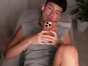 Chaturbate Adult Webcam of sweettaaron